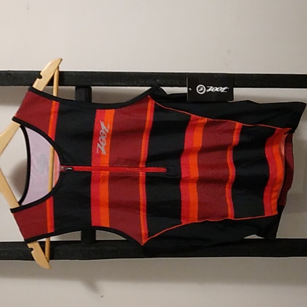 Men'¹ Performance Tri Tank NWT